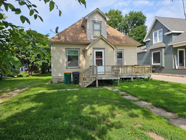 $70,000 | 232 Fremont Street South, Lake Benton, MN 56149