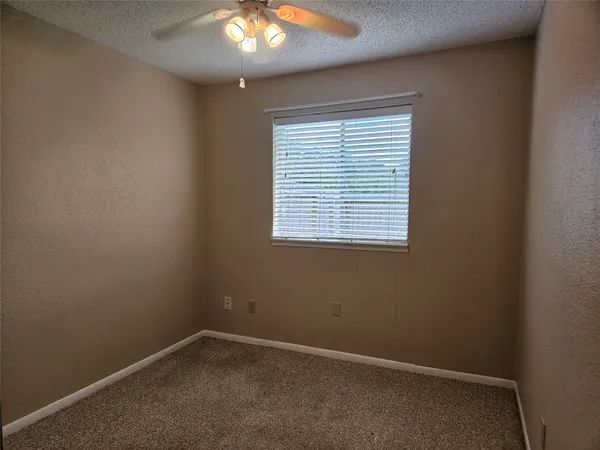 $1,800 | 2822 Chimneystone Circle, Sugar Land, TX 77479