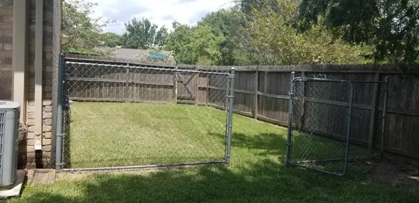 $1,800 | 2822 Chimneystone Circle, Sugar Land, TX 77479