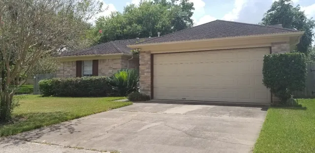 a view of backyard of house