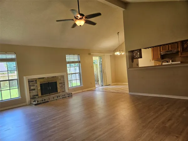 $1,800 | 2822 Chimneystone Circle, Sugar Land, TX 77479