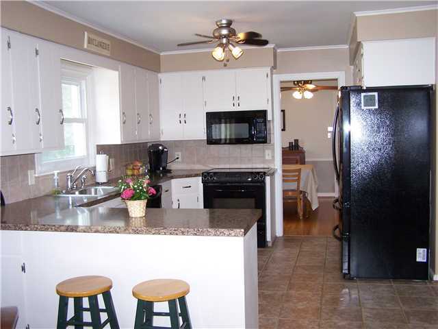 3316 Kirkham Road Columbus, OH 43221 - Photo 9 of 24