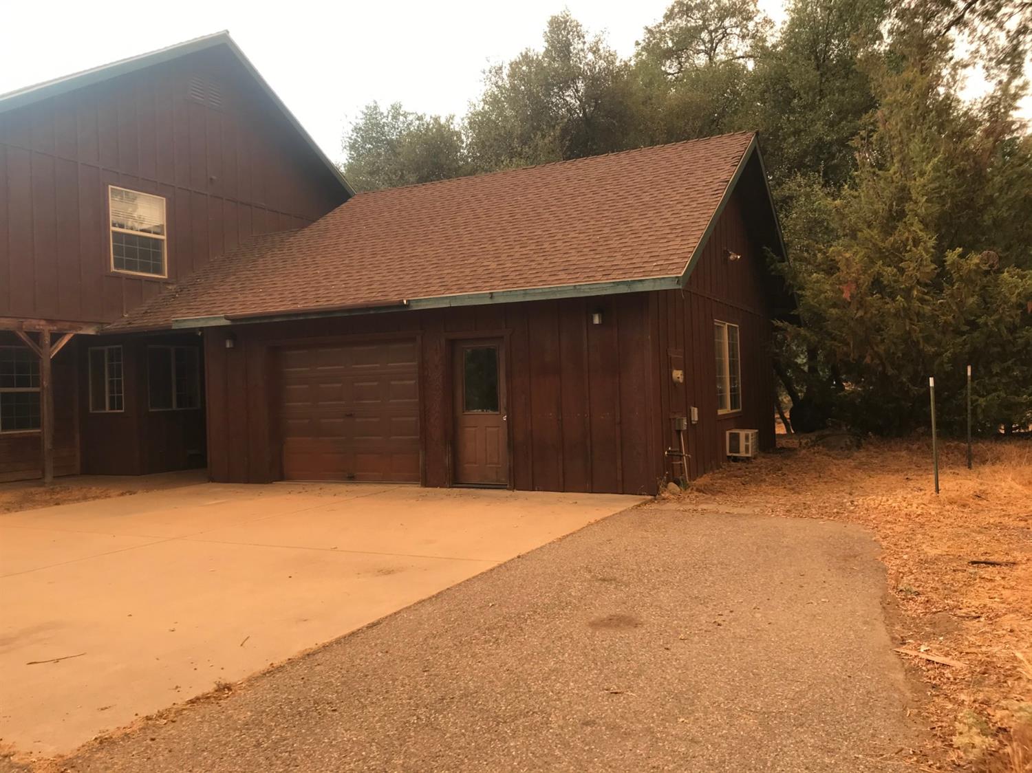 43121 Leach Road Ahwahnee, CA 93601 - Photo 3 of 31 Gallery Image 3