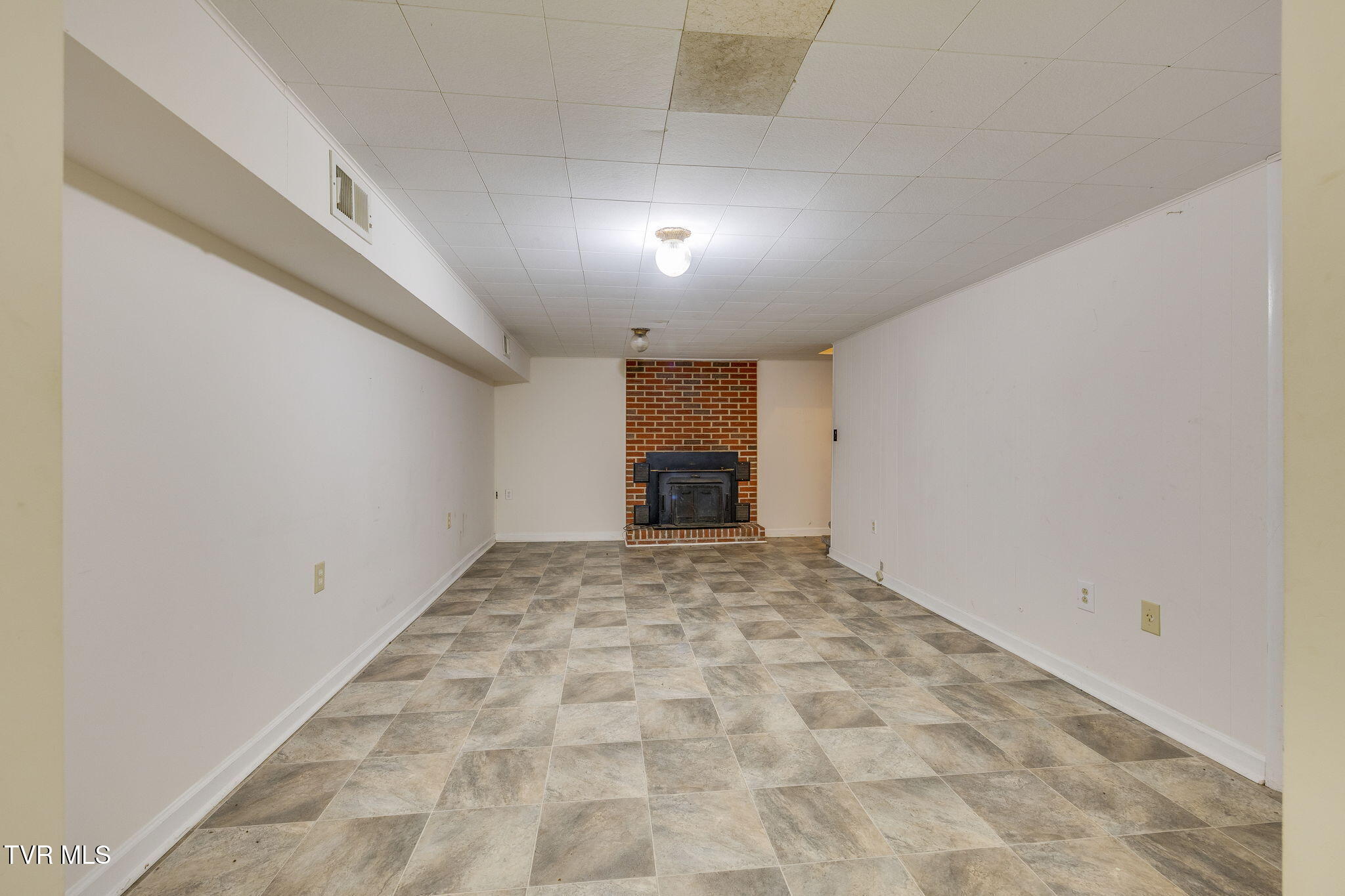 156 Green Pond Road Johnson City, TN 37604 - Photo 8 of 11 022