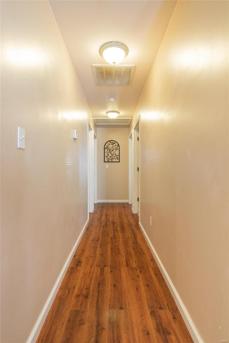 1120 Wallace Street Alton, IL 62002 - Photo 21 of 28 Gallery Image 21