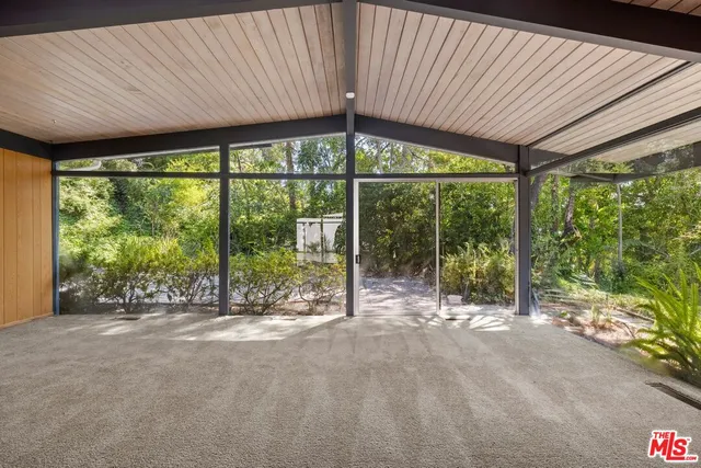 a big room with yard and balcony