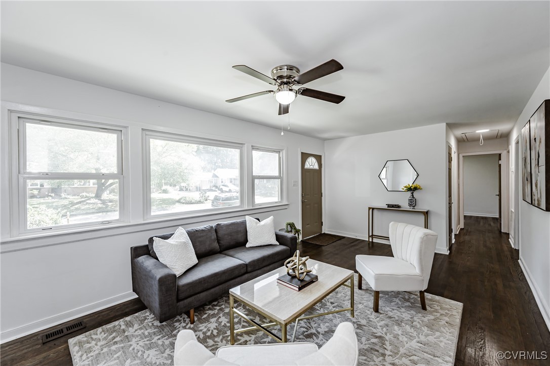 4901 Regina Road Sandston, VA 23150 - Photo 9 of 48 Gallery Image 9