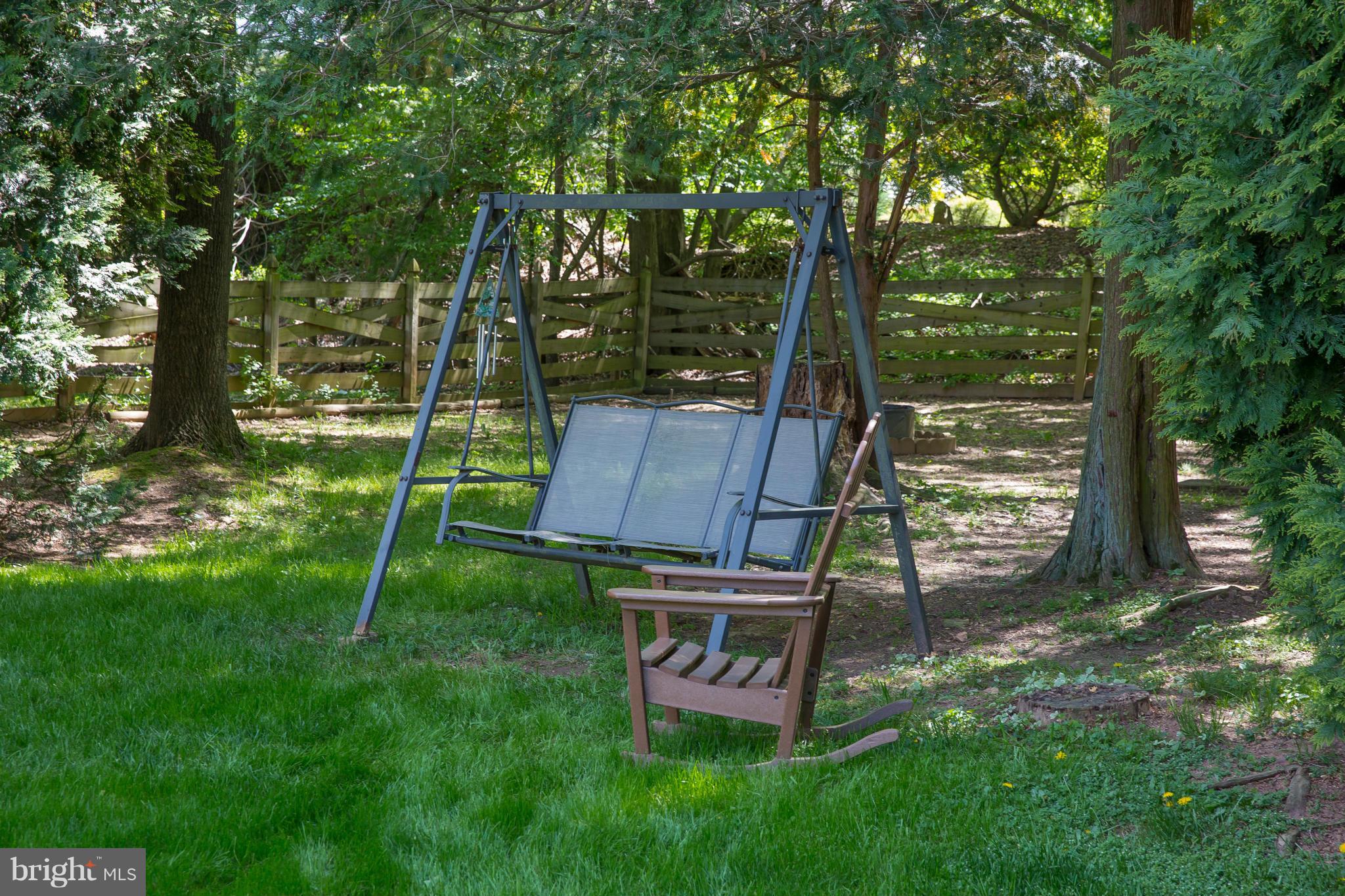 1119 Netherlands Court Silver Spring, MD 20905 - Photo 9 of 30 Exterior (Rear)