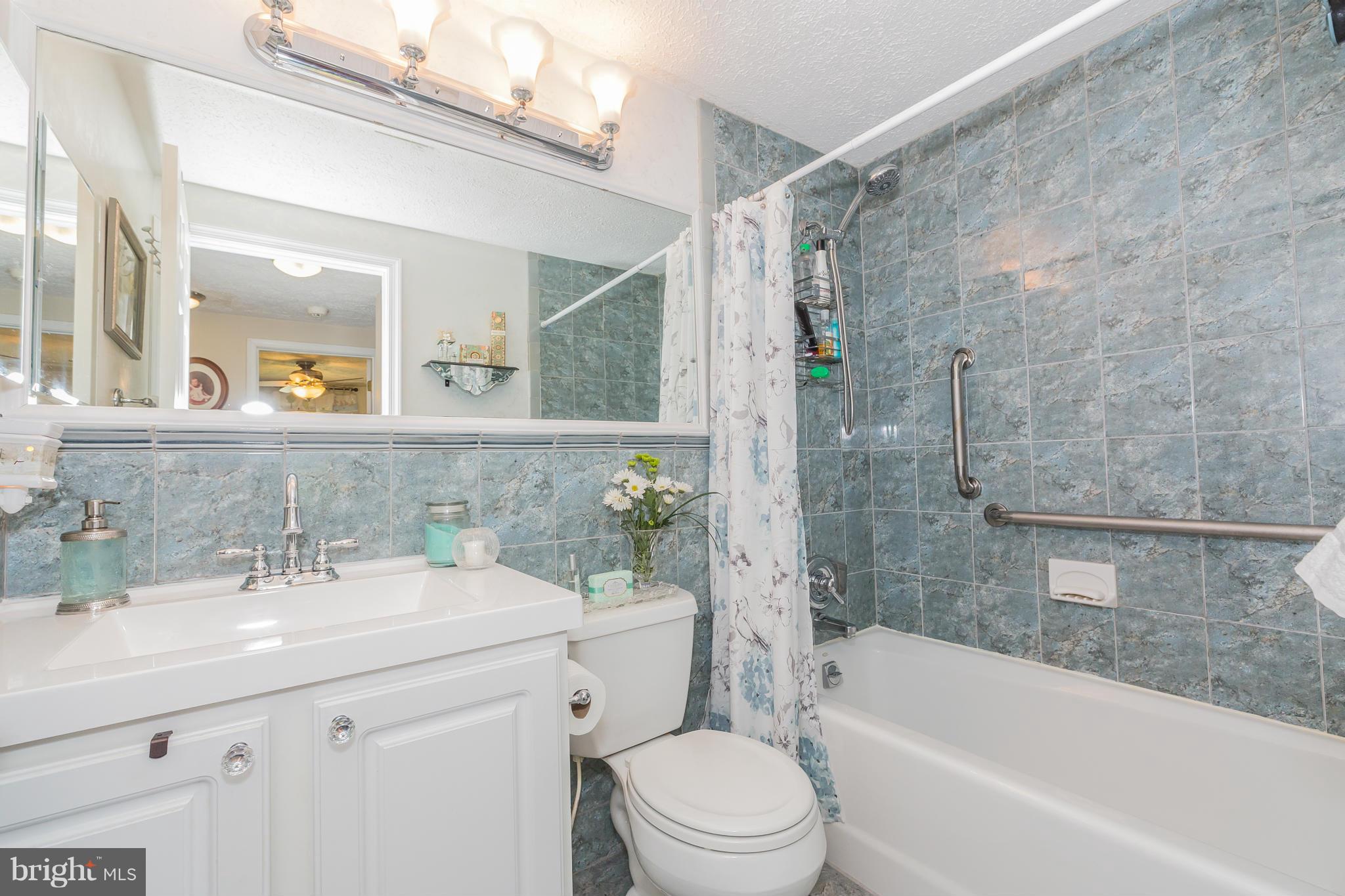 1119 Netherlands Court Silver Spring, MD 20905 - Photo 21 of 30 Bath