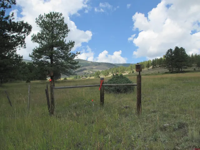 $750,000 | 945 State 149 Highway, Powderhorn, CO 81243