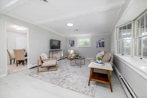 $829,000 | 62 Julbet Drive, Sayville, NY 11782