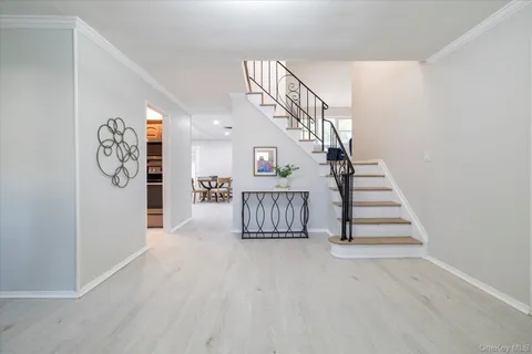 $829,000 | 62 Julbet Drive, Sayville, NY 11782