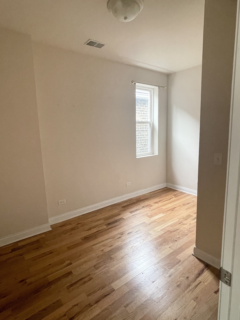 2148 West 18th Street Chicago, IL 60608 - Photo 19 of 24
