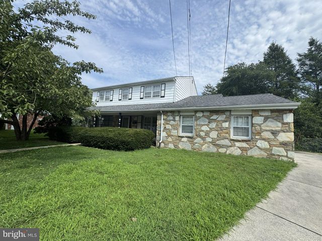 $450,000 | 119 Almatt Terrace, Philadelphia, PA 19115
