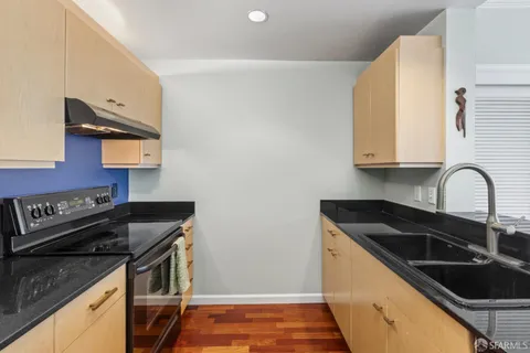 $595,000 | 140 South Van Ness Avenue, Unit 309, San Francisco, CA 94103