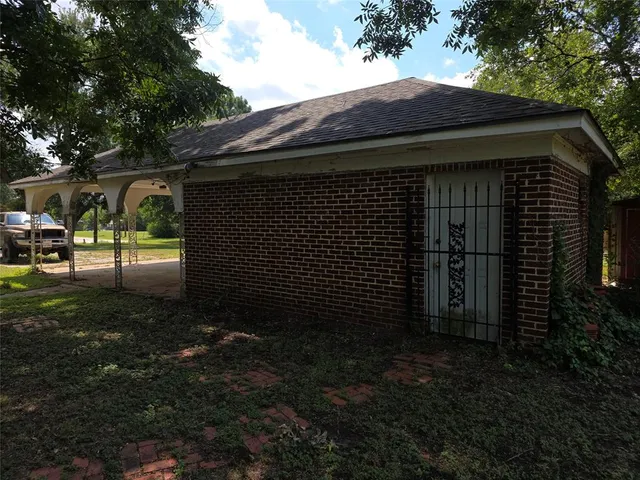 $323,900 | 408 East San Saba Street, Wortham, TX 76693