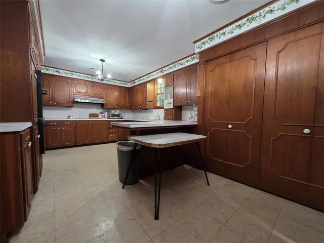 $323,900 | 408 East San Saba Street, Wortham, TX 76693