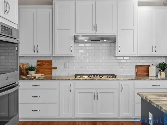 $1,150,000 | 2001 Tulip Hill Drive, Midlothian, VA 23112