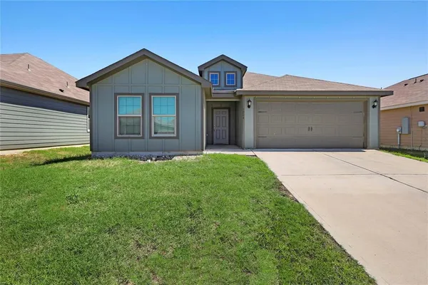 $2,100 | 8204 Buck Mountain Pass, Fort Worth, TX 76179