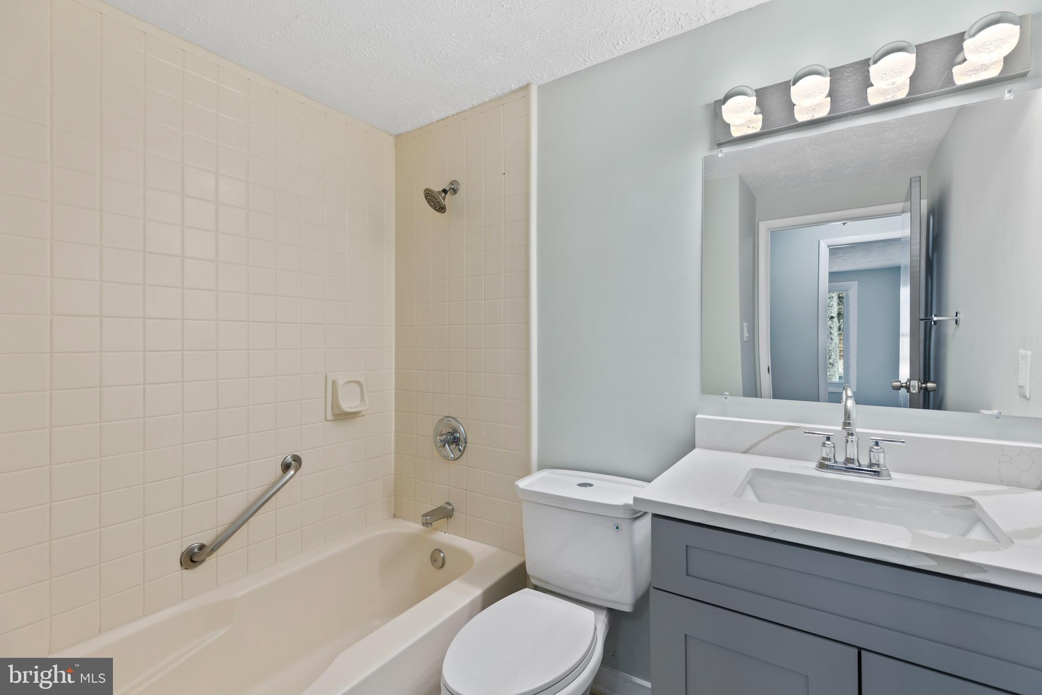 12262 Turkey Wing Court Reston, VA 20191 - Photo 18 of 39 Gallery Image 18