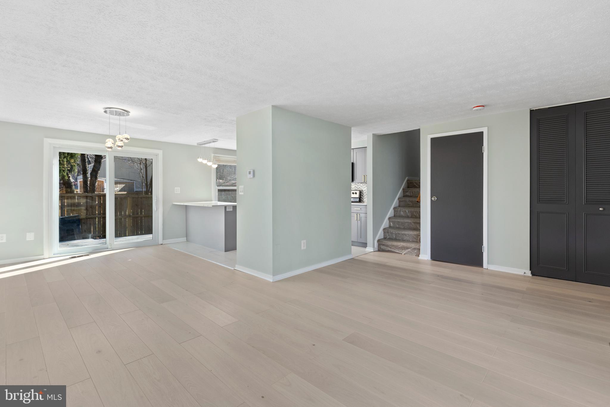 12262 Turkey Wing Court Reston, VA 20191 - Photo 3 of 39 Gallery Image 3