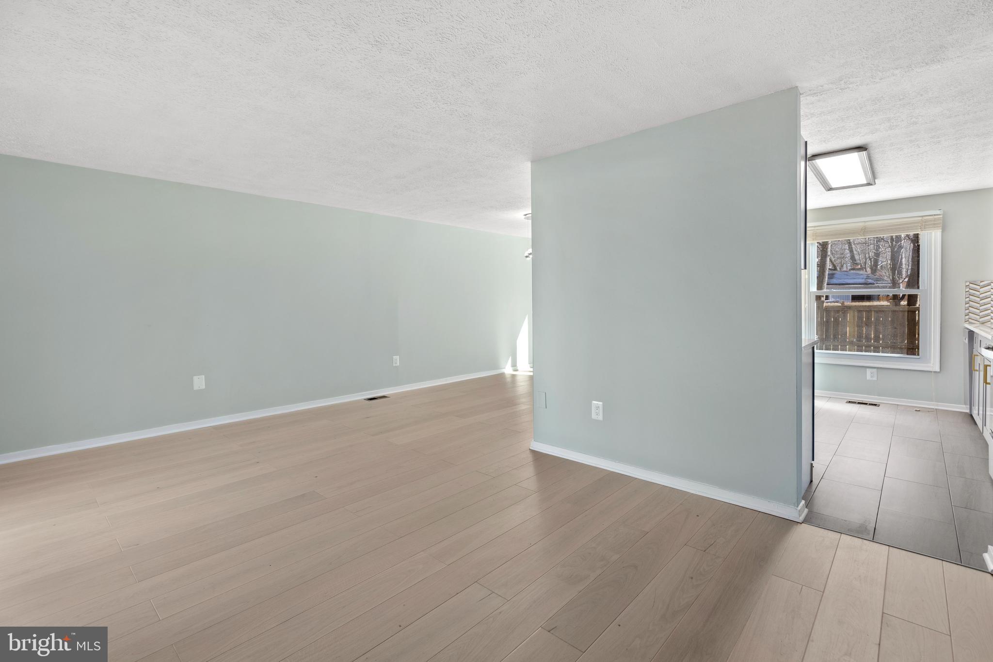 12262 Turkey Wing Court Reston, VA 20191 - Photo 7 of 39 Gallery Image 7
