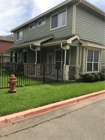 $1,650 | 1481 East Old Settlers Boulevard, Unit 802, Round Rock, TX 78664