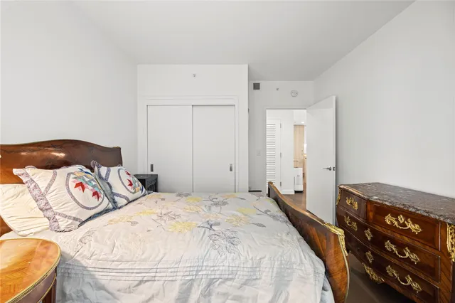 $958,000 | 131-05 40 Road, Unit 11M | Flushing