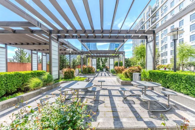 $958,000 | 131-05 40 Road, Unit 11M | Flushing