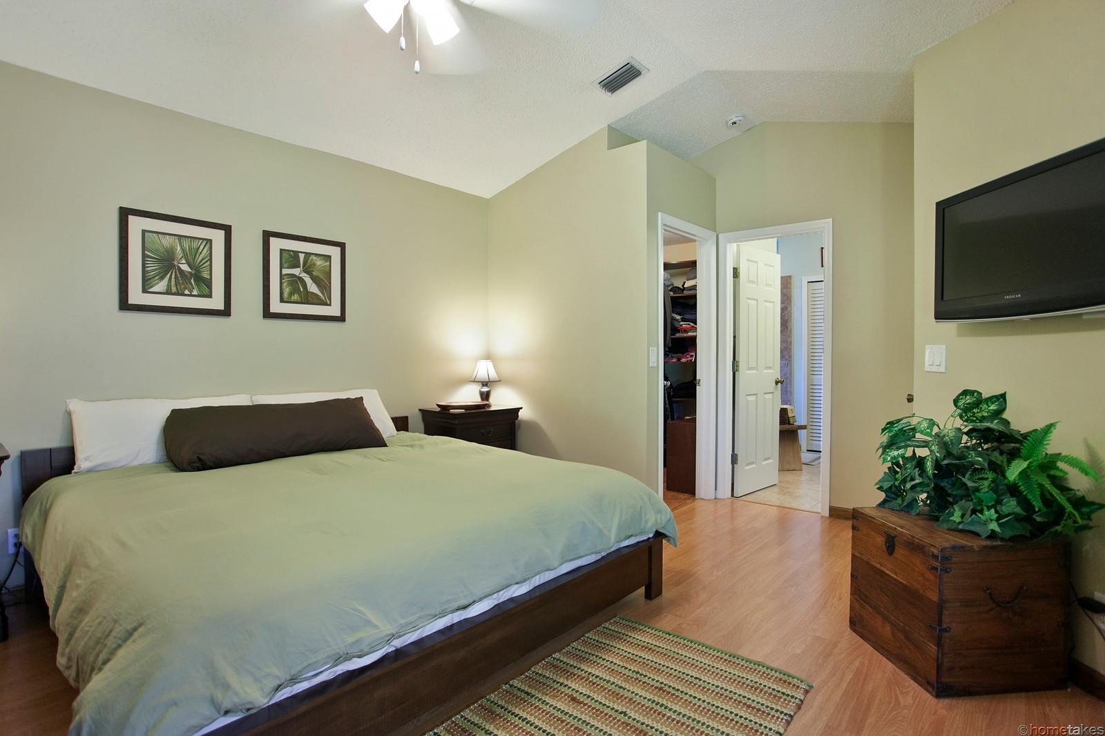 6393 Pompano Street Jupiter, FL 33458 - Photo 11 of 20 10 master