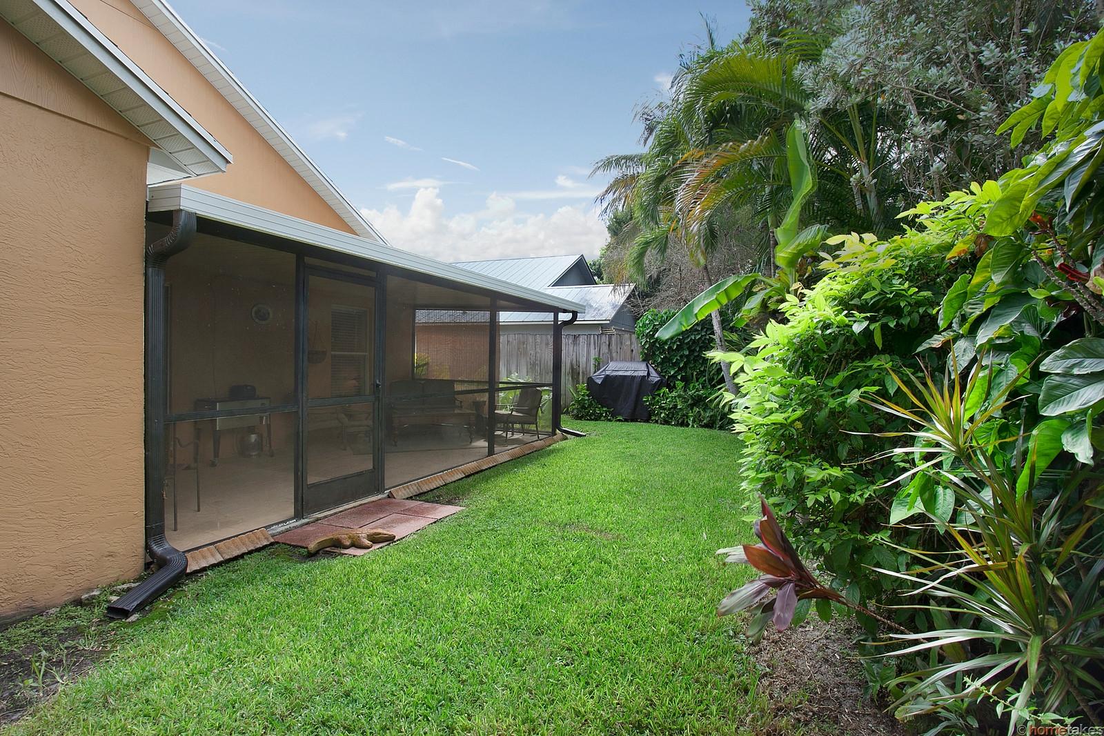 6393 Pompano Street Jupiter, FL 33458 - Photo 19 of 20 14 yard 2