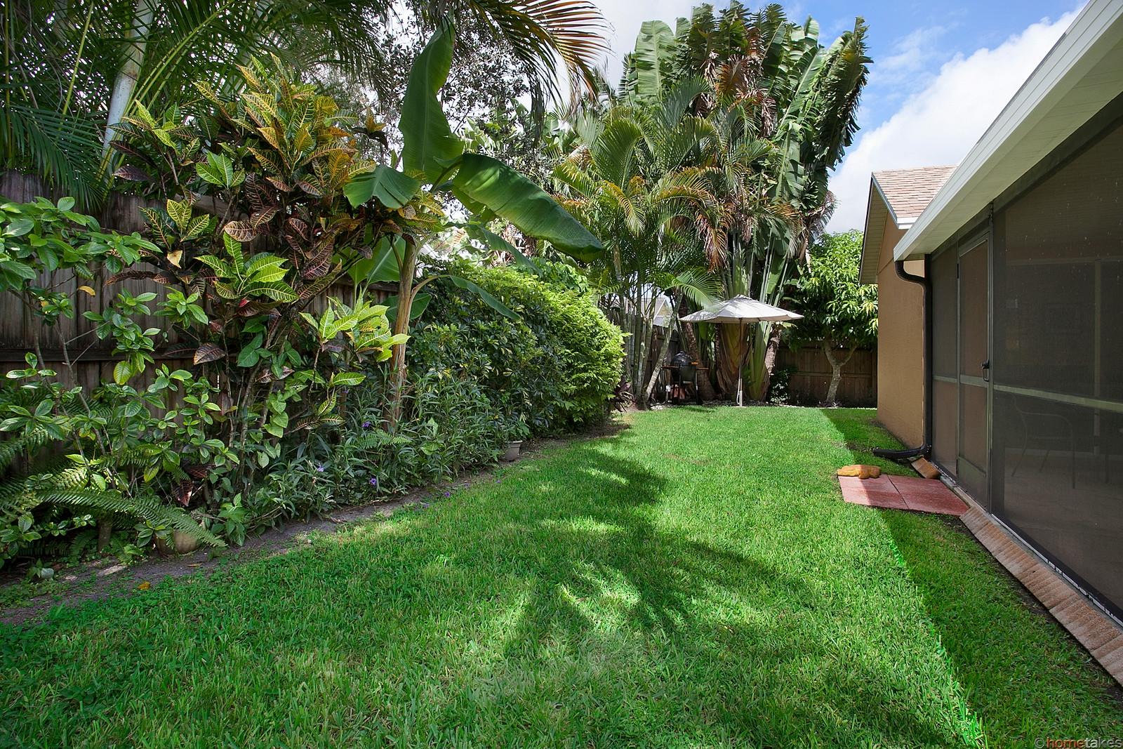 6393 Pompano Street Jupiter, FL 33458 - Photo 20 of 20 14 yard