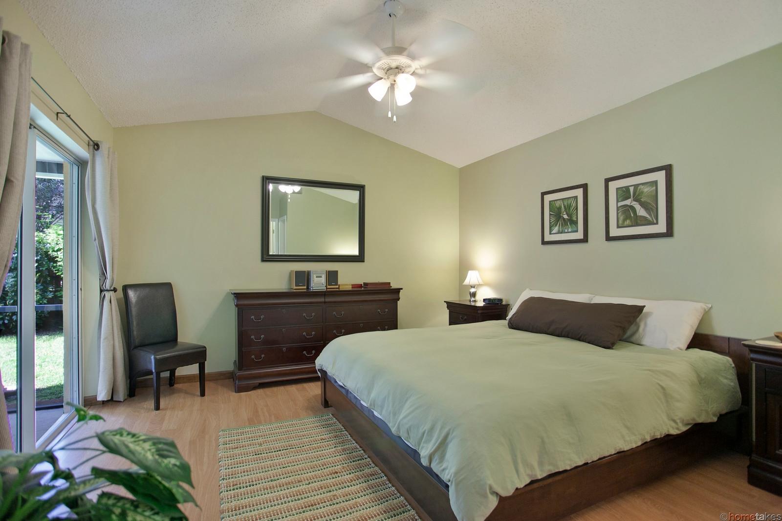 6393 Pompano Street Jupiter, FL 33458 - Photo 10 of 20 10 master 2