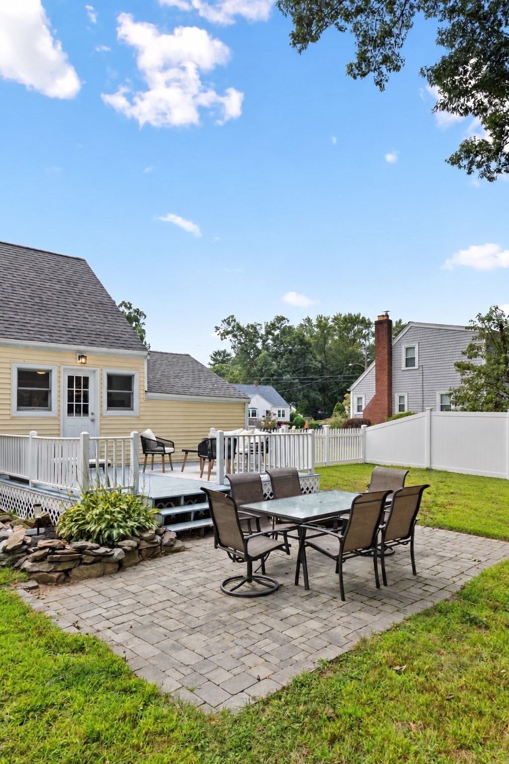 10 Suffolk Road Sharon, MA 02067 - Photo 32 of 40 Gallery Image 32