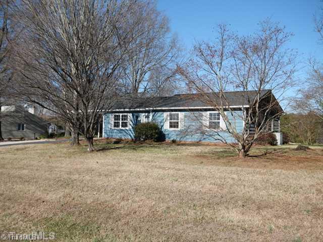 114 Maple Lane King, NC 27021 - Photo 1 of 14 Exterior Front.