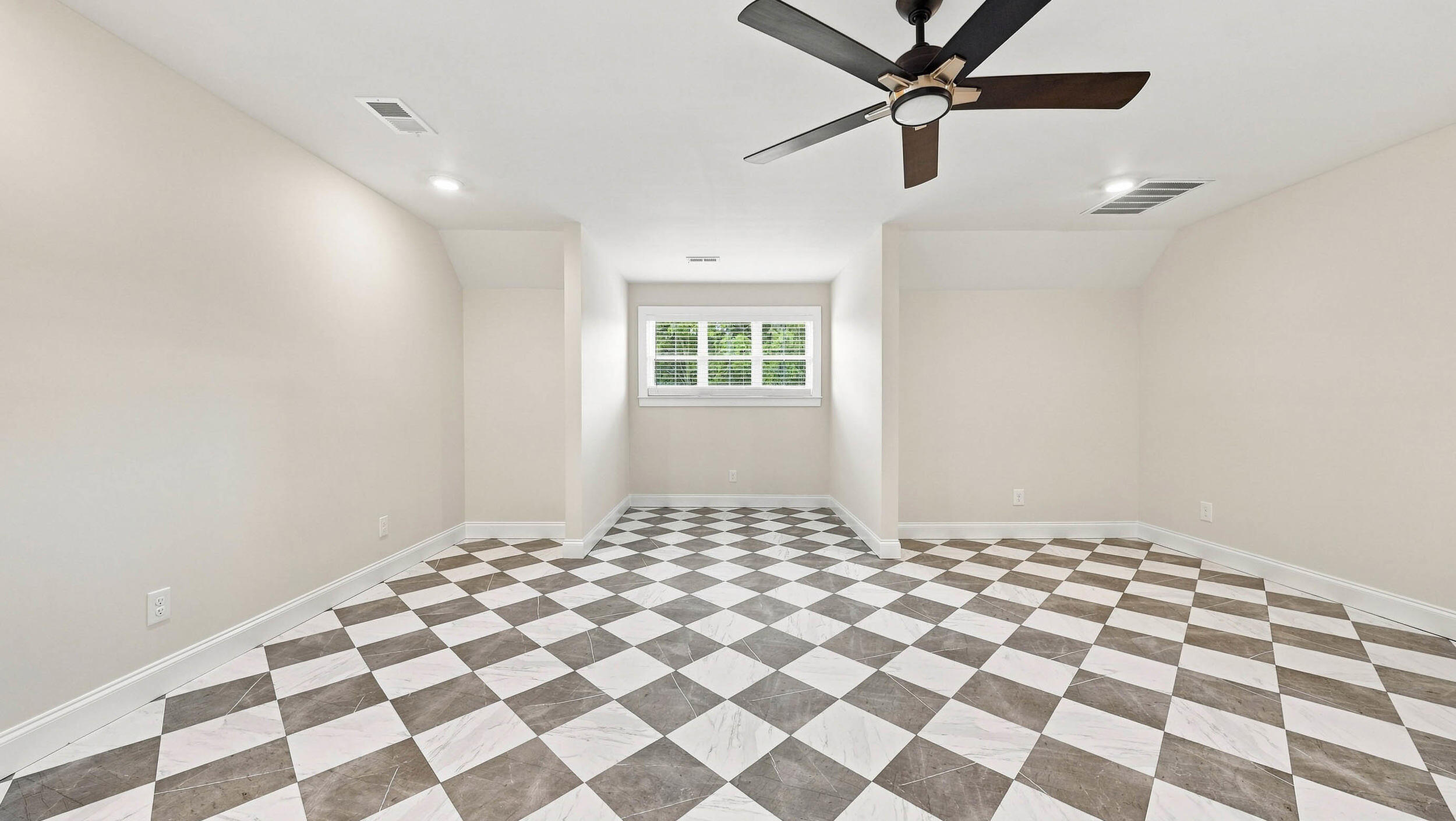 6413 Shirley Pond Road Harrison, TN 37341 - Photo 42 of 52 042_6413Shirley_BONUS