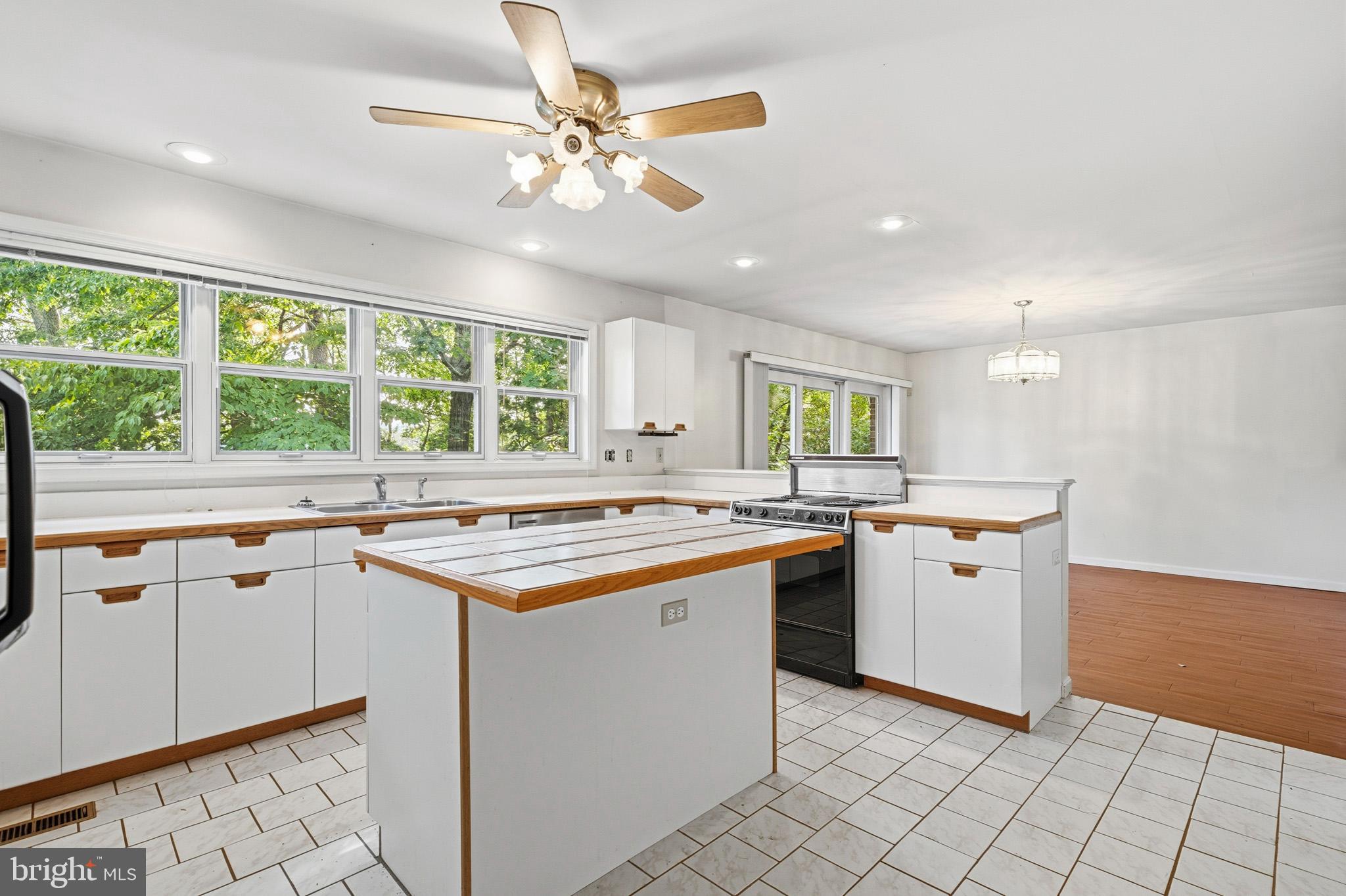 924 Chart Court Lusby, MD 20657 - Photo 40 of 82