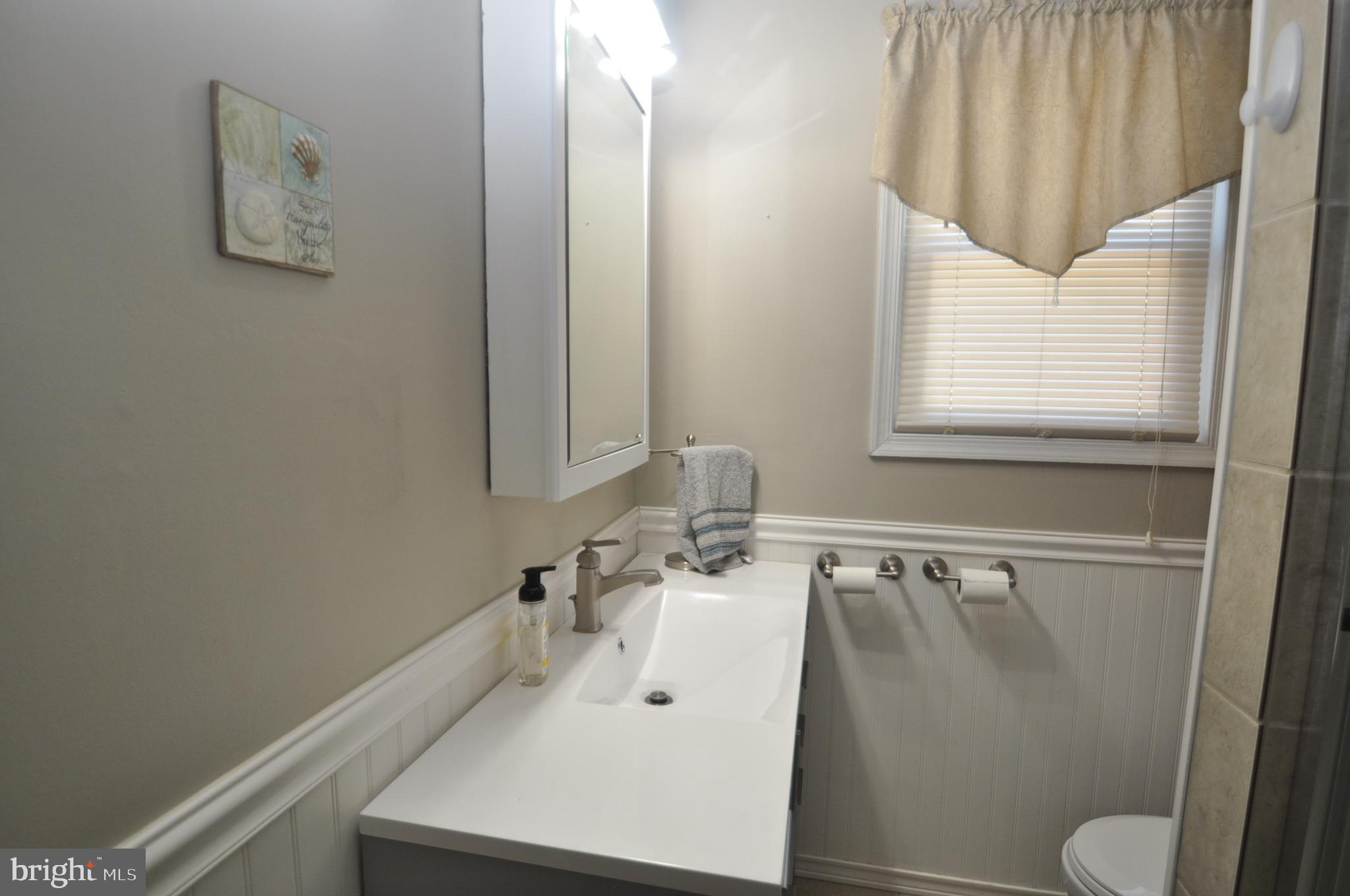 402 Neck Road Burlington, NJ 08016 - Photo 13 of 33