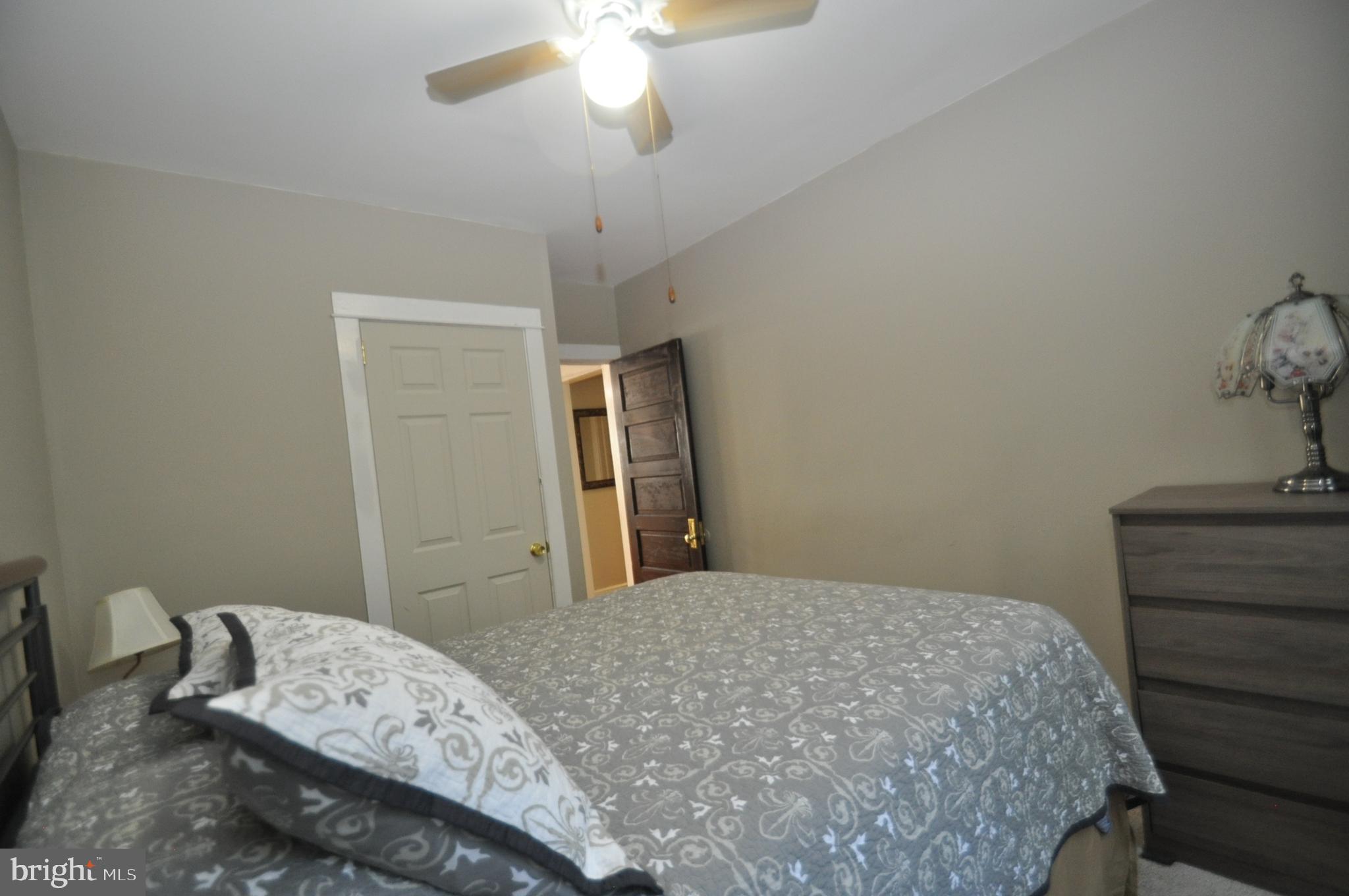 402 Neck Road Burlington, NJ 08016 - Photo 15 of 33 Bedroom