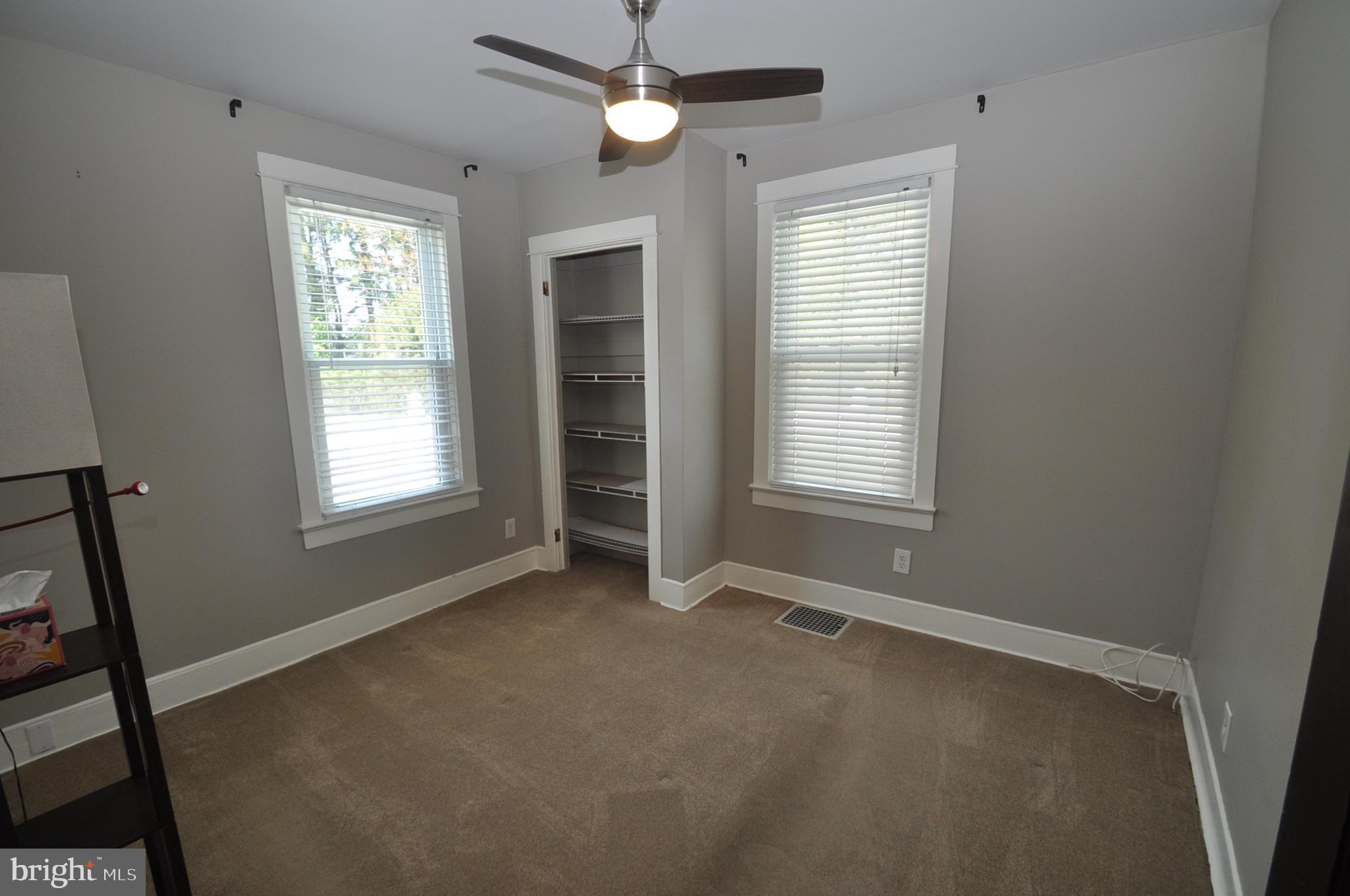 402 Neck Road Burlington, NJ 08016 - Photo 16 of 33 Bedroom