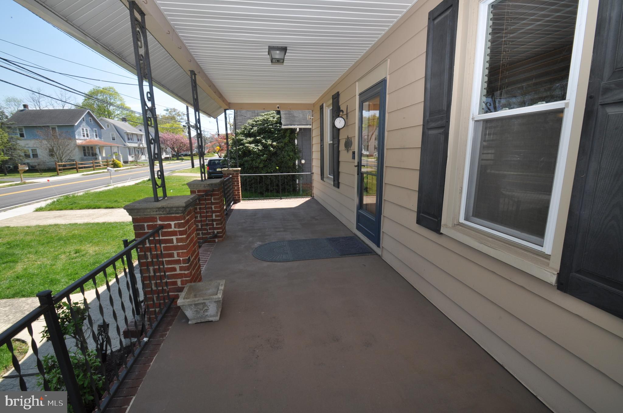 402 Neck Road Burlington, NJ 08016 - Photo 2 of 33 Covered Rocking Chair Front Porch