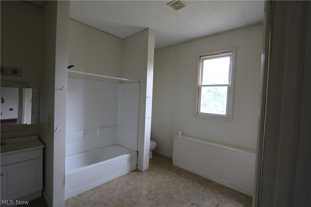 3649 Bloomfield Road Cambridge, OH 43725 - Photo 13 of 30 Gallery Image 13
