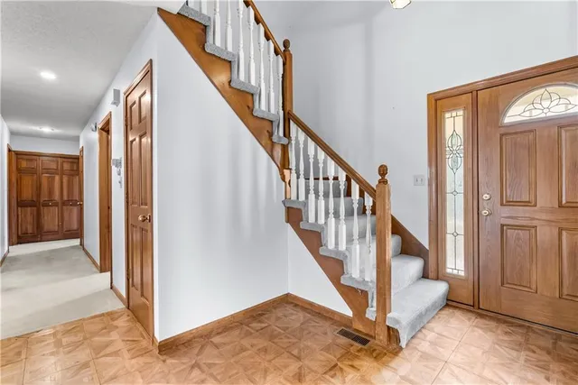 $269,900 | 2124 Northwest 12 Street, Blue Springs, MO 64015