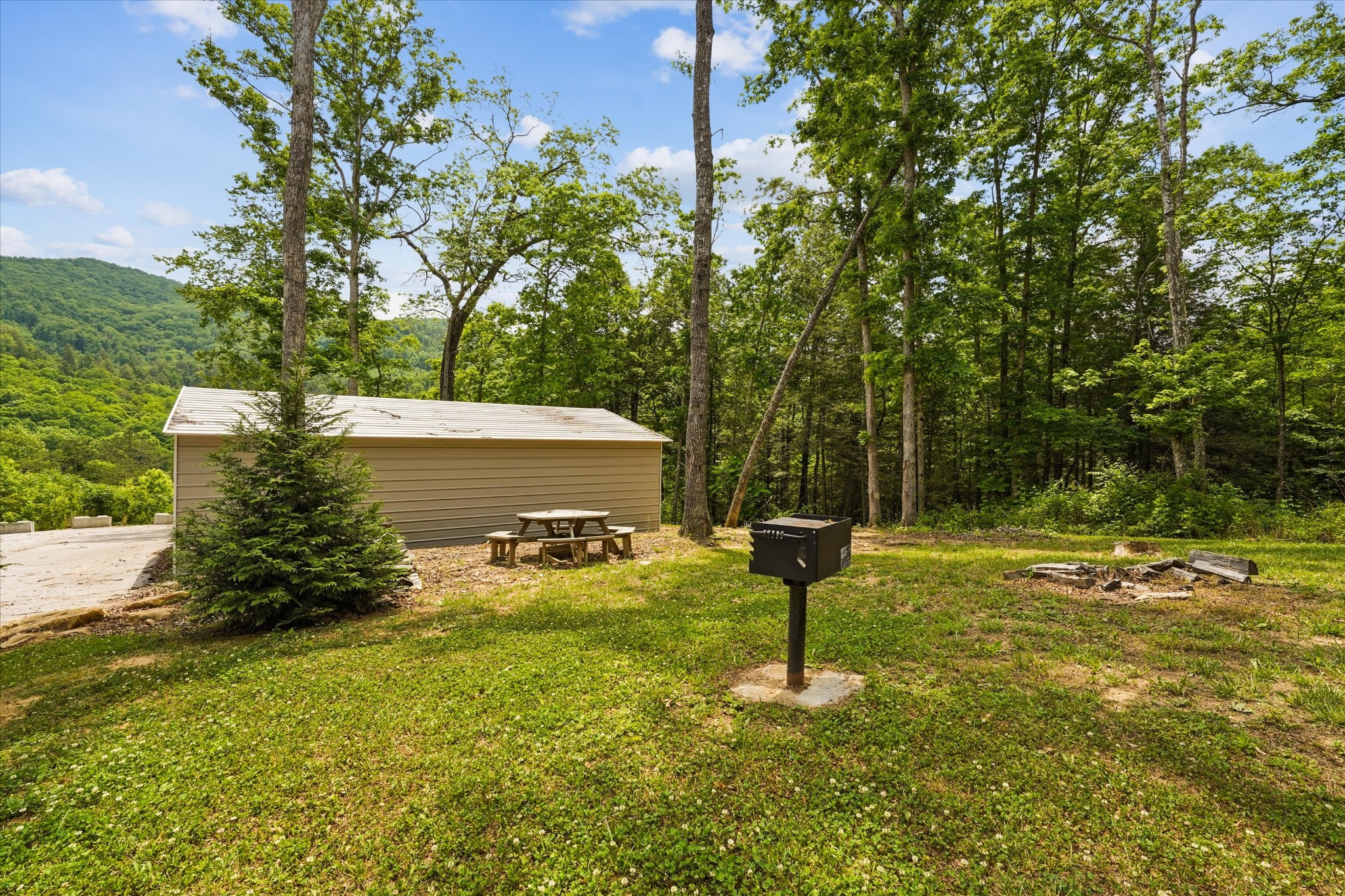 6830 Stinking Creek Road Pioneer, TN 37847 - Photo 39 of 51 Gallery Image 39