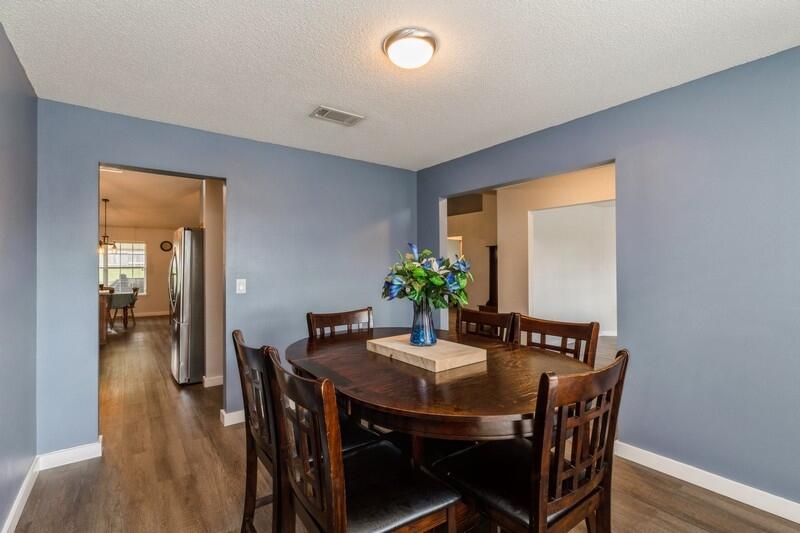 225 Raptor Drive Crestview, FL 32536 - Photo 6 of 39 Gallery Image 6
