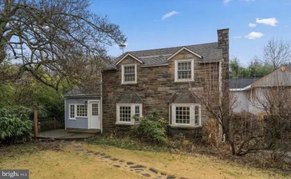 $3,500 | 4240 Fairview Avenue, Newtown Square, PA 19073