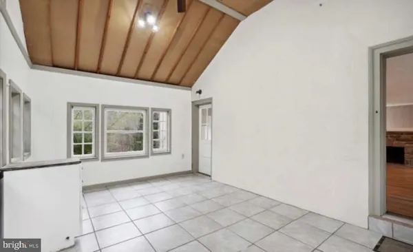 $3,500 | 4240 Fairview Avenue, Newtown Square, PA 19073