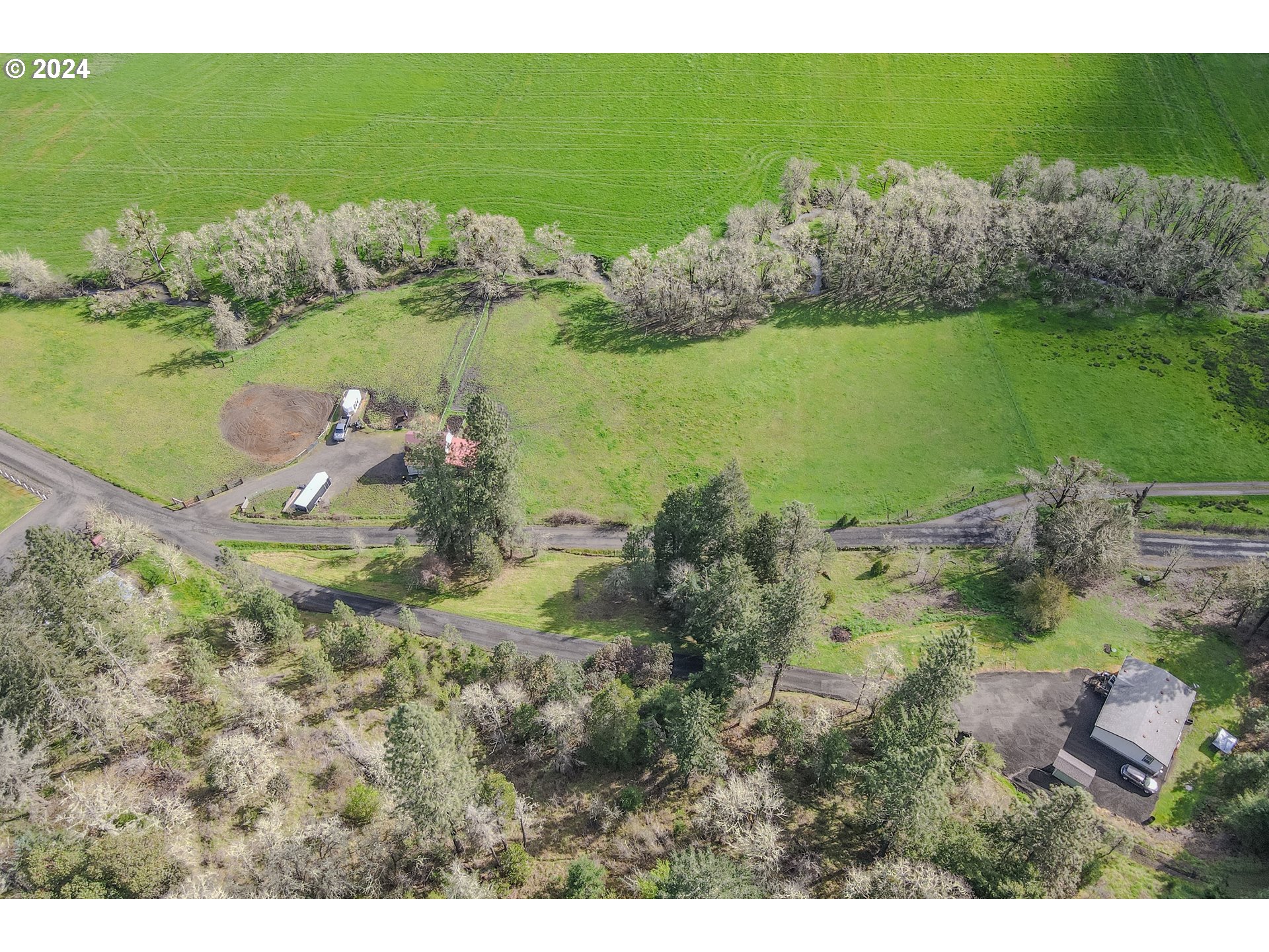 405 Dawson Road Roseburg, OR 97470 - Photo 17 of 46 Gallery Image 17