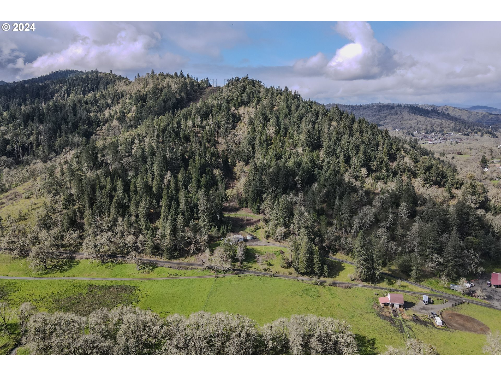 405 Dawson Road Roseburg, OR 97470 - Photo 22 of 46 Gallery Image 22