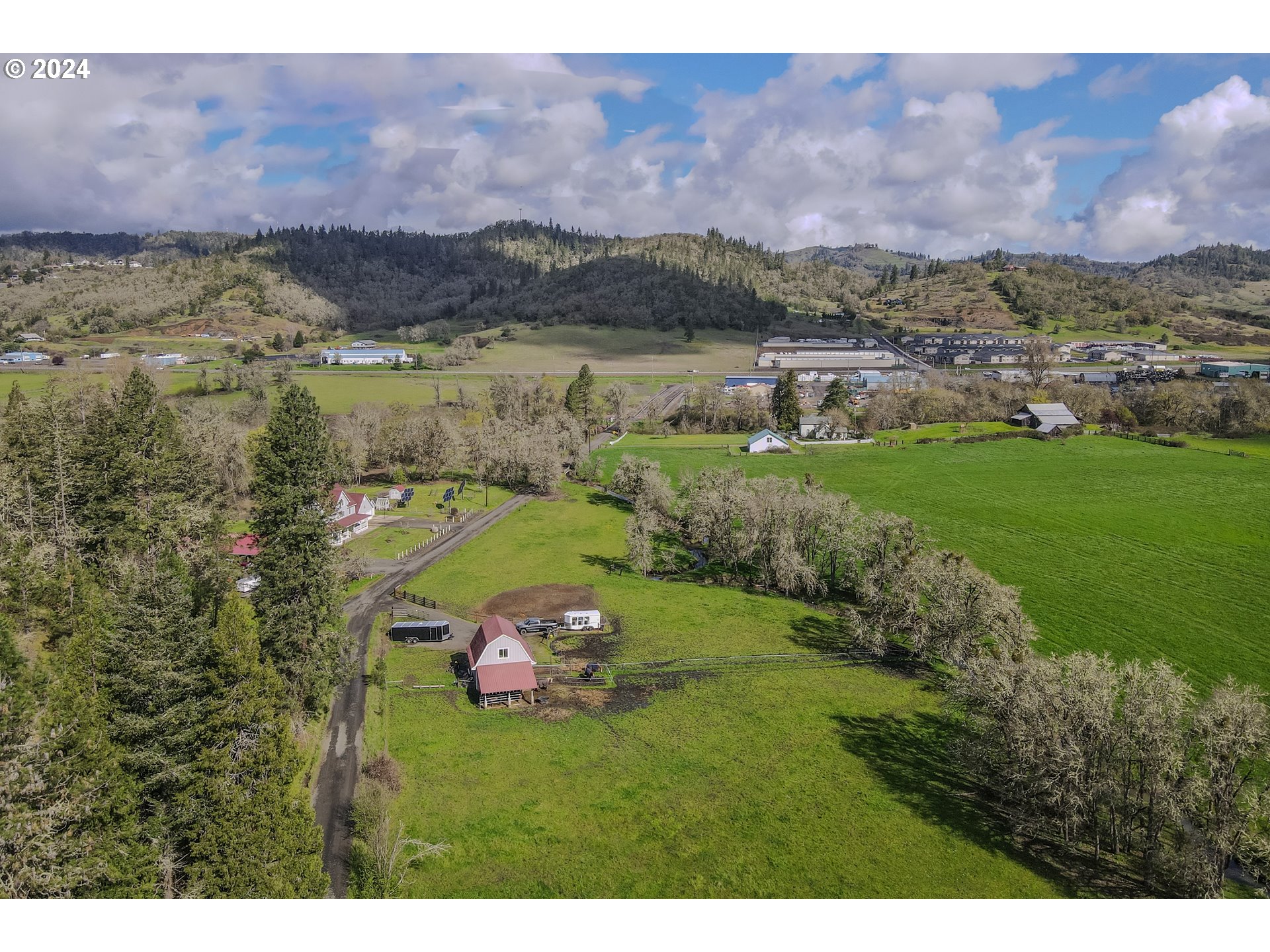 405 Dawson Road Roseburg, OR 97470 - Photo 29 of 46 Gallery Image 29